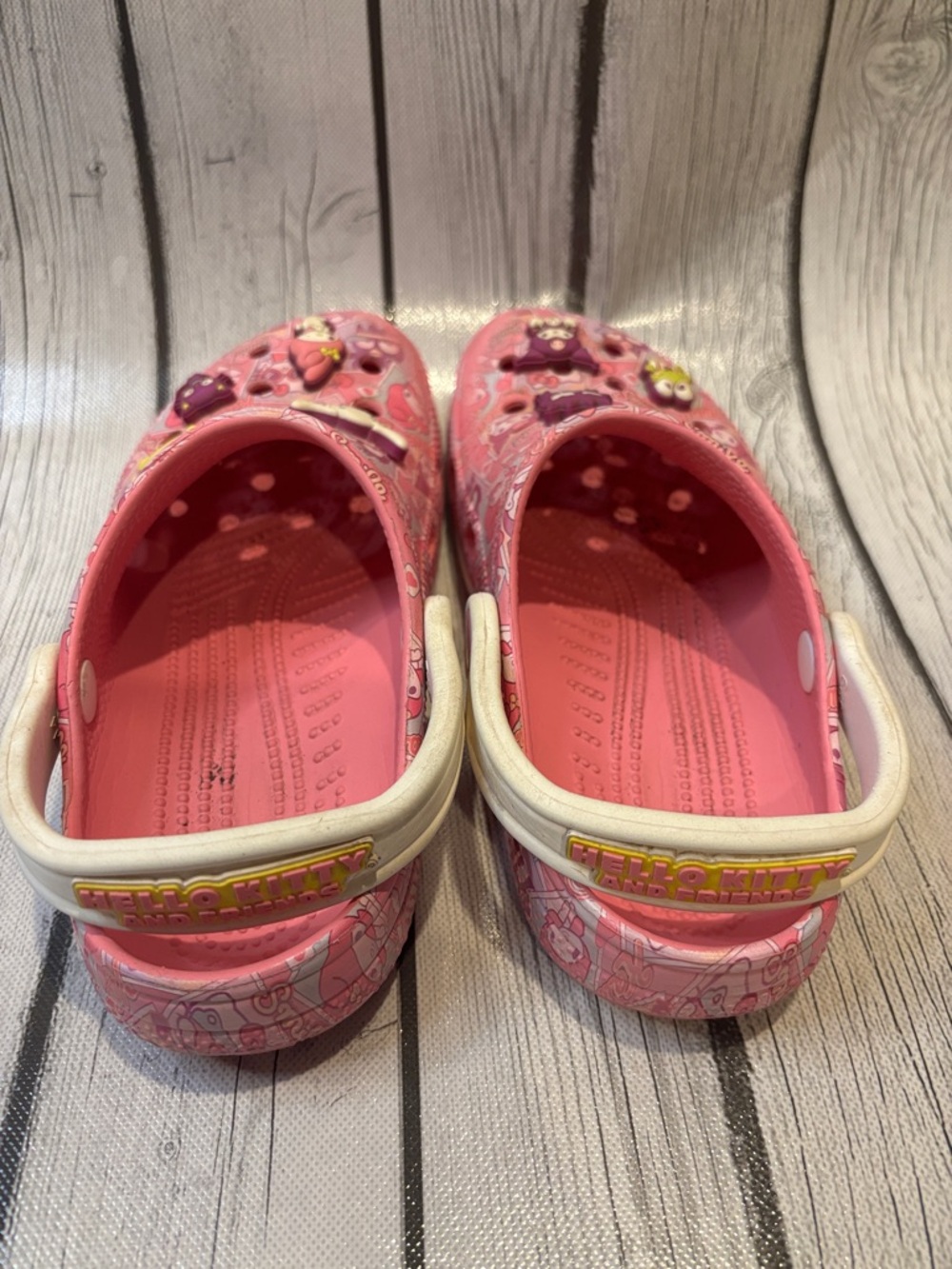 CROCS Kids size 4 Pink Hello Kitty Sanrio Clog Sandals with Charm Accents - Picture 2 of 7